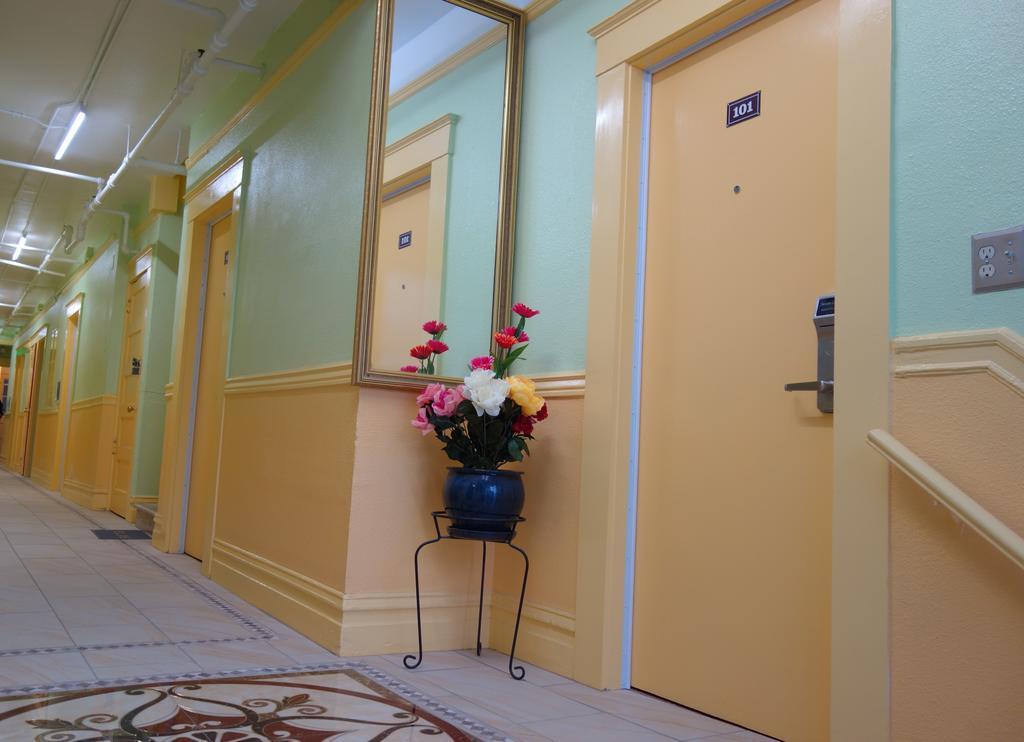 Kailash Hotel San Francisco Exterior photo